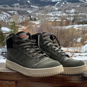 Adidas Men's Winterized Olive High-Top Basketball Sneakers Sz 11